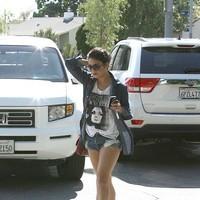 Vanessa Hudgens wearing skimpy denim shorts Photos | Picture 93888